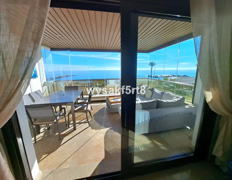 Foto 9b91283e-e4d0-41a1-9b0e-faea48424f1d. Appartement avec parking piscine dans La Duquesa Manilva
