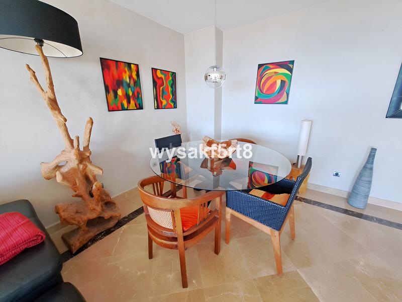Foto 9f28e4c6-cedd-4594-9081-623a4814a27e. Appartement avec parking piscine dans La Duquesa Manilva