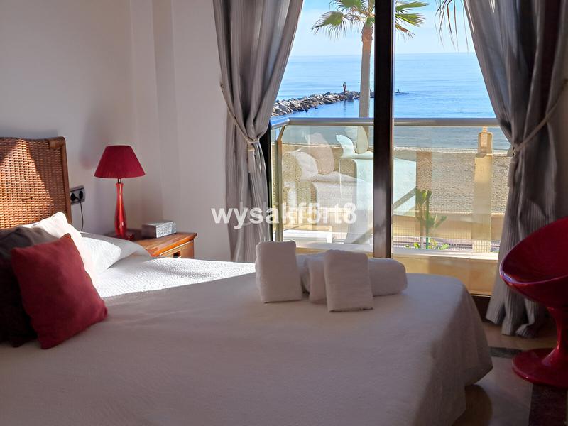 Foto c42255a8-e950-4ea0-a643-6c57c9c8d1c4. Appartement mit parking pool in La Duquesa Manilva