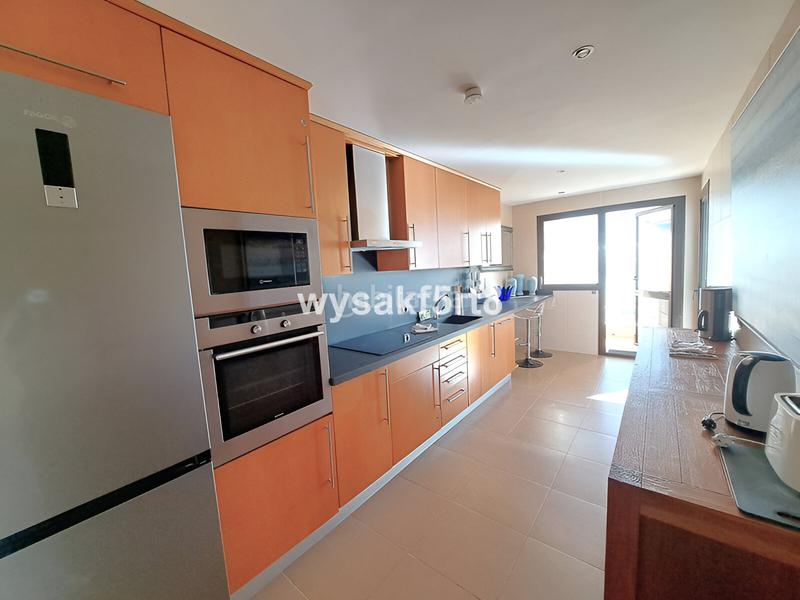 Foto e9006129-e25d-4336-8dc8-3d595b9f8d8d. Appartement avec parking piscine dans La Duquesa Manilva
