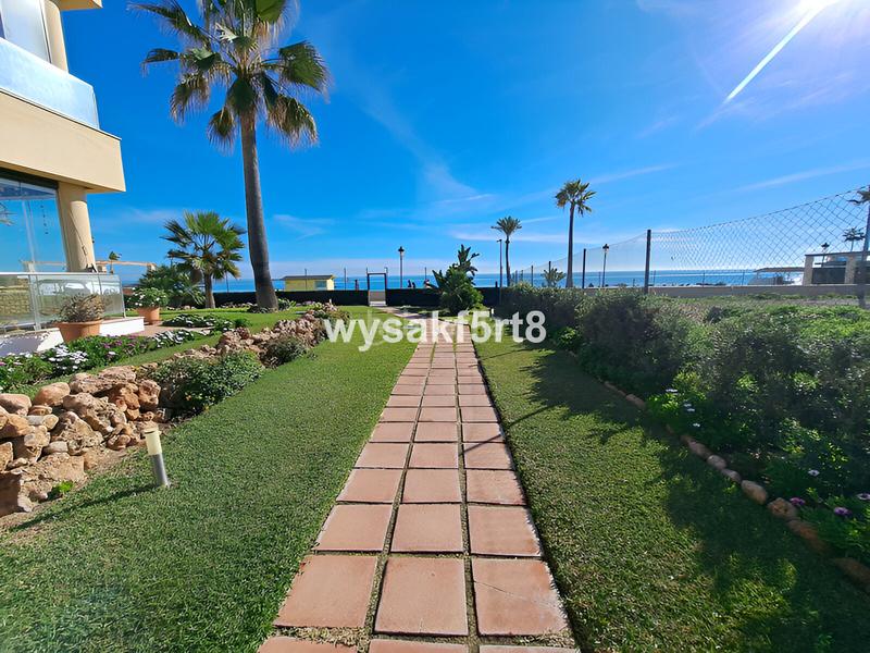 Foto f98e4f36-696c-41a2-9b80-7fdbacbd3546. Appartement mit parking pool in La Duquesa Manilva