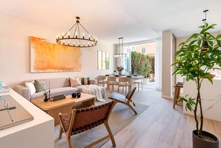 Maison jumelée à Nueva Andalucía centro. Adosado en venta en nueva andalucía