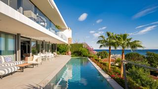 Casa a Manantiales-Estación de Autobuses. Villa independiente en venta en torremolinos