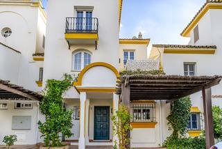 Casa adossada a Cancelada. Casa adosada en venta en cancelada