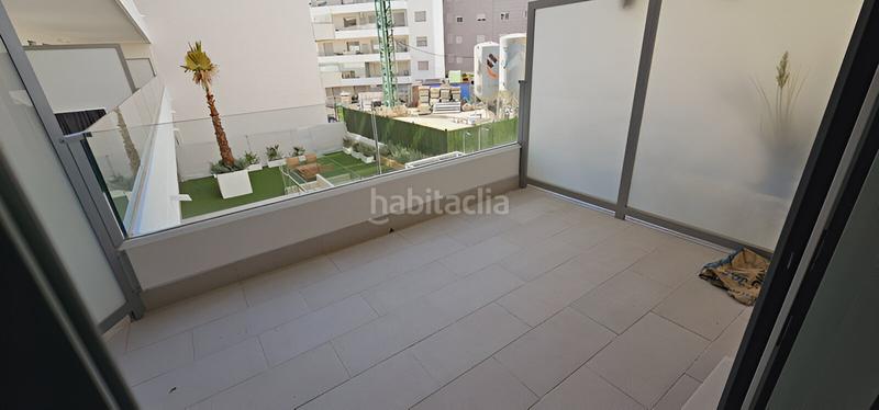 Foto 67bf04b0-15e0-49ee-aa19-f6dda8c9de57. Piccolo appartamento con parcheggio piscina in Nueva Andalucía centro Marbella