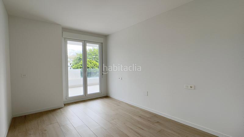 Foto 7efa97ae-3e28-4fb7-8ee8-95f6037d2bfe. Piccolo appartamento con parcheggio piscina in Nueva Andalucía centro Marbella