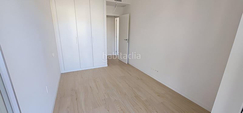 Foto f5deaaaf-30e1-43a1-88f5-9f35b0854856. Piccolo appartamento con parcheggio piscina in Nueva Andalucía centro Marbella