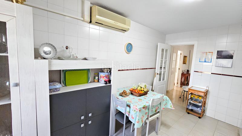 Foto c8383b28-dd16-417e-9052-dfd1fbd307b7. Appartement avec parking piscine dans San Luis de Sabinillas Manilva
