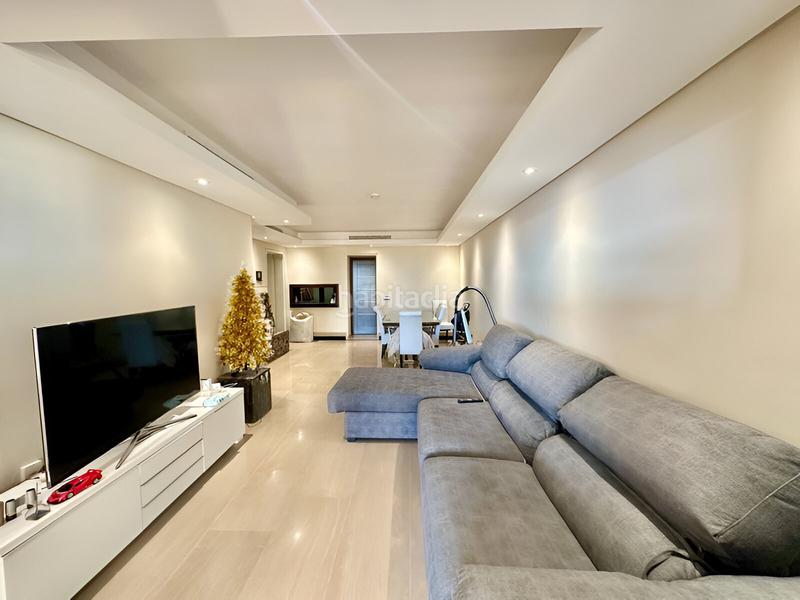 Foto 8bf8b1c0-e37b-47dd-8e10-da2bbb7a6cdf. Apartamento  en planta media en venta en Estepona