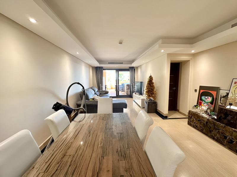 Foto de27ca06-3fc2-4b65-9b7b-11fd023ed3a6. Apartamento  en planta media en venta en Estepona
