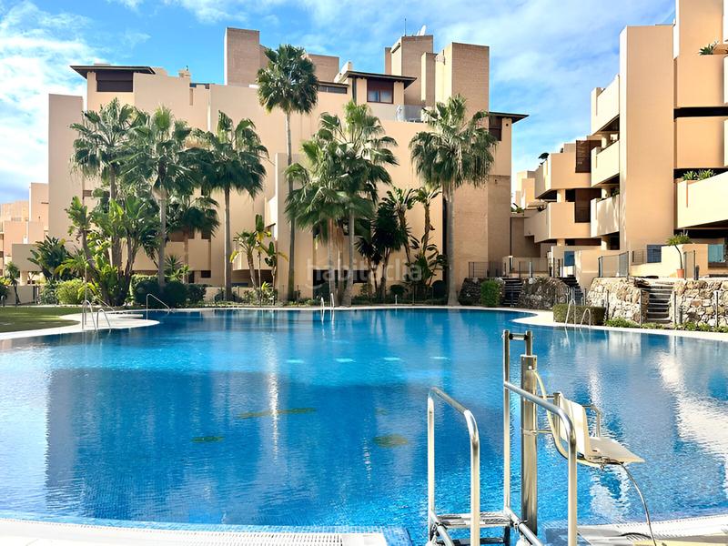 Foto ed79d43f-bbea-452c-b48e-a83f8c17f4fd. Apartamento  en planta media en venta en Estepona