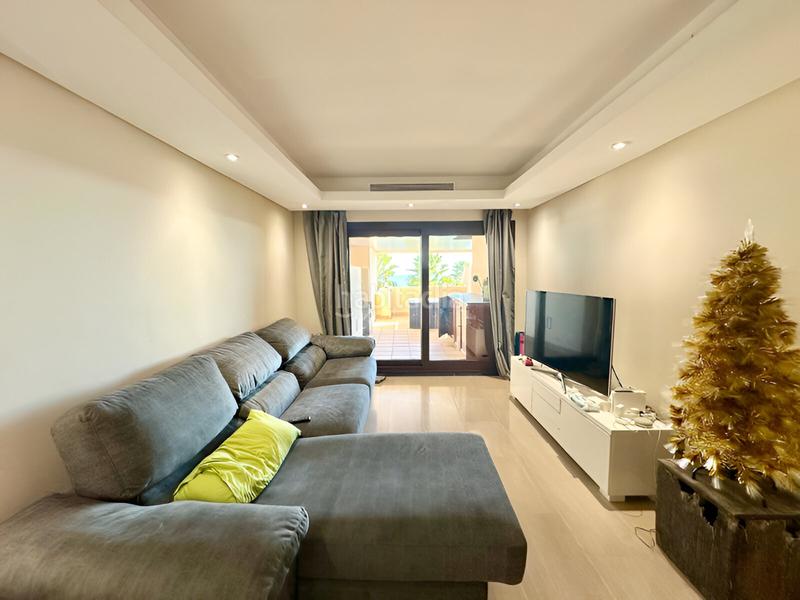 Foto fffd859f-0d18-4349-8e29-a86755035208. Apartamento  en planta media en venta en Estepona