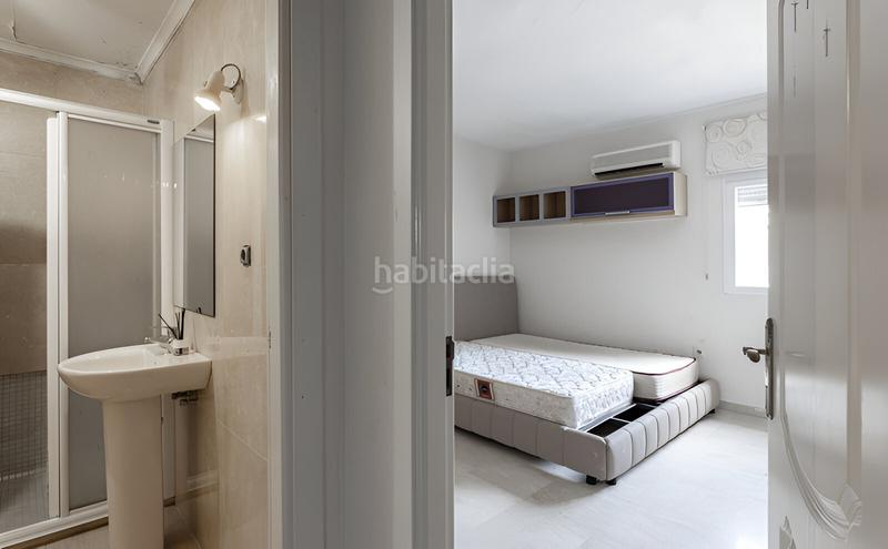 Foto 9ff1eb92-f254-4243-a75c-f21ebce59792. Casa pareada casa adosada en venta en el paraíso en Estepona