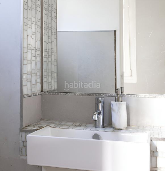 Foto f402ca45-8bb5-4976-ab39-0084d7694f59. Casa pareada casa adosada en venta en el paraíso en Estepona