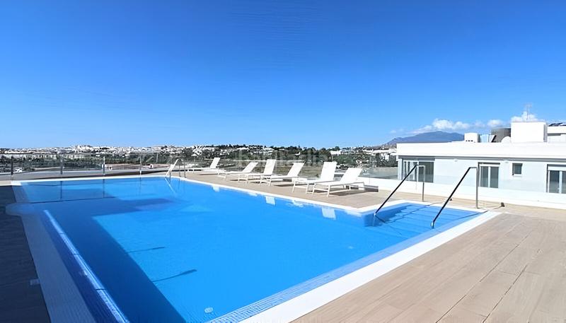 Foto 6ffedc66-e00f-4119-abd9-a1bd28fd7b69. Planta baixa amb aparcament piscina a Nueva Andalucía centro Marbella