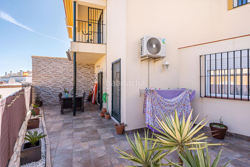 Foto 22ae2055-de0f-4651-8919-2ce85814aee7. Casa adosada  en venta en Manilva pueblo Manilva