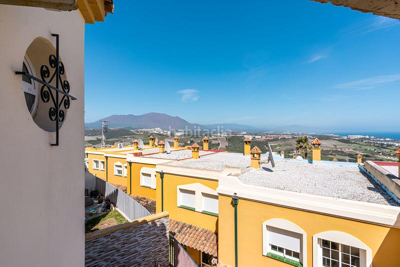 Foto 5b981d15-a494-4506-b833-eba20fe01035. Casa adosada  en venta en Manilva pueblo Manilva