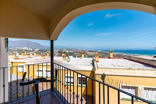 Casa a schiera in Manilva Pueblo. Casa adosada en venta en manilva