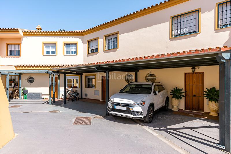 Foto dd4a0f2d-61b6-4e56-8ba7-703fcb3a35ae. Casa adosada  en venta en Manilva pueblo Manilva