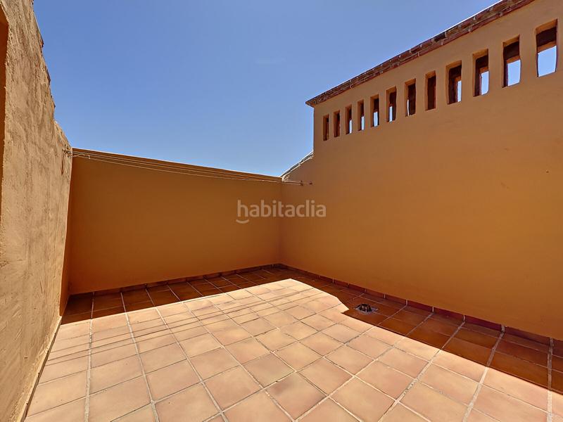 Foto 41a20acf-ad48-46eb-bbc1-8b887b6c06ec. Ático  en venta en Manilva pueblo Manilva