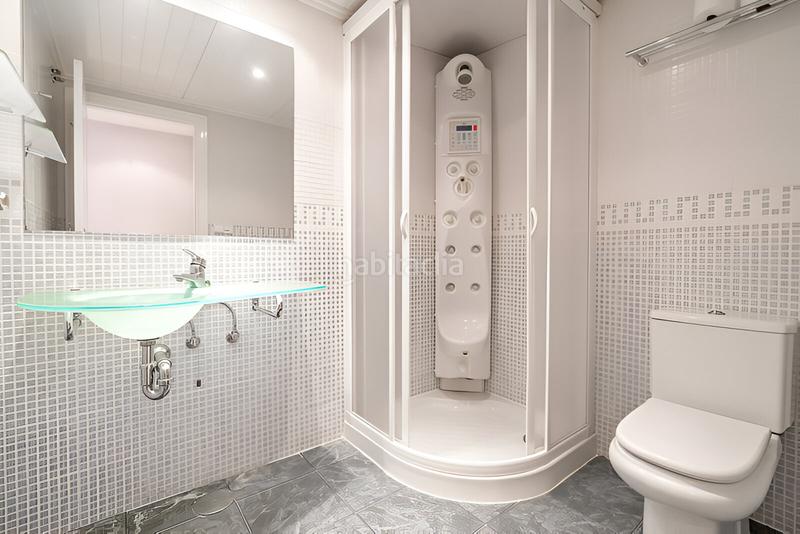 Foto ea7fd25f-6c36-4b49-837b-847ce155f181. Apartment with parking pool in los arqueros - puerto del almendro Benahavís