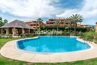 Planta baixa a La Alquería. Apartamento en planta baja en venta en atalaya