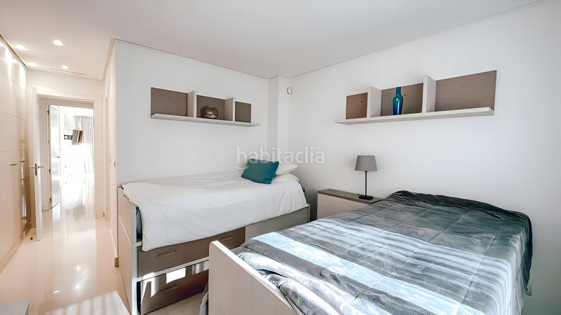 Foto 504c6e0b-eb0f-4ca0-aab3-7f3f7ee9cb5c. Apartamento  en planta media en venta en Marbella