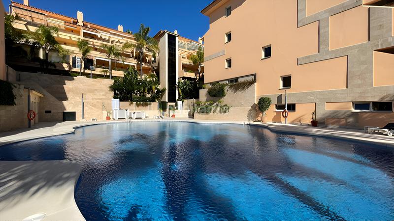 Foto afd2ce43-f030-4b75-89f2-49fa8ffc3b11. Apartamento  en planta media en venta en Marbella