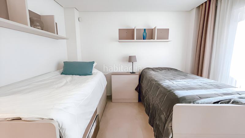 Foto f7b6c2ba-20e3-4b93-a4fb-f0308c0cd8b8. Apartamento  en planta media en venta en Marbella
