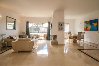Apartament a Cabopino - Artola. Apartamento en planta media en venta en cabopino