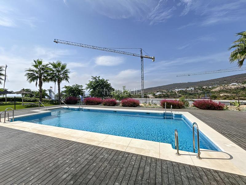 Foto 93ce3a3d-a0f8-4d10-b586-f1025939918e. Casa amb calefacció aparcament piscina a Manilva pueblo Manilva
