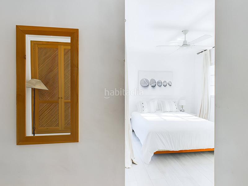 Foto 40af1e20-4cad-4289-9b68-a286e56a547f. Casa adossada amb aparcament piscina a Centro Estepona