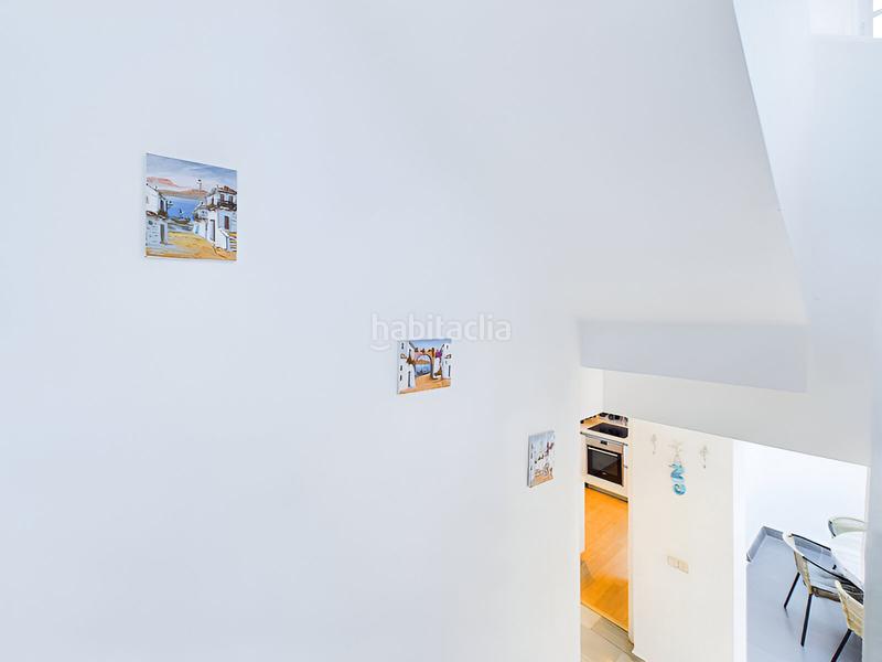 Foto 637723f3-95b3-40cc-b074-4d05b9a60658. Casa adossada amb aparcament piscina a Centro Estepona