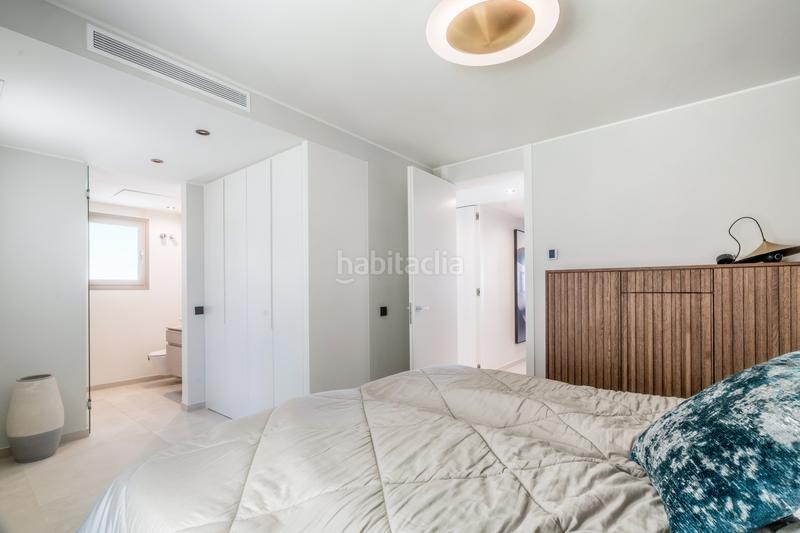 Foto 949e9af7-ecf5-40c4-a6a5-68d14d070517. Apartamento impresionante apartamento en Los Naranjos Marbella