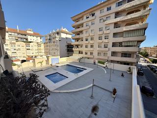 Apartamento en Puerto Deportivo. Apartamento en planta media en venta en fuengirola
