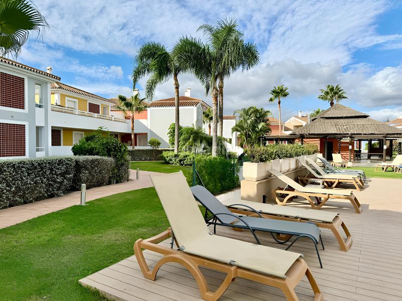 Foto 564cdaaf-5226-49f3-aa9c-d913bbba1f74. Planta baja apartamento en planta baja en venta en atalaya en Benahavís