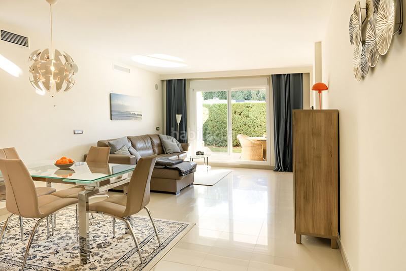 Foto 964dda6a-9960-4e35-9b0b-e3367627468c. Planta baja apartamento en planta baja en venta en atalaya en Benahavís