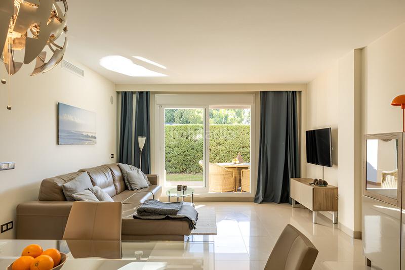 Foto 99b9d060-ea94-409a-b2d2-041fc1bb393b. Planta baja apartamento en planta baja en venta en atalaya en Benahavís
