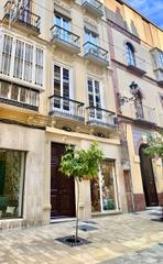 Apartament a Centro Histórico. Apartamento en planta media en venta en málaga centro