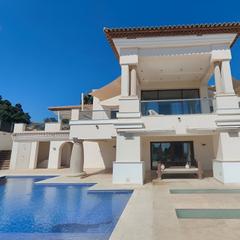 Casa a Manilva Pueblo. Villa independiente en venta en manilva