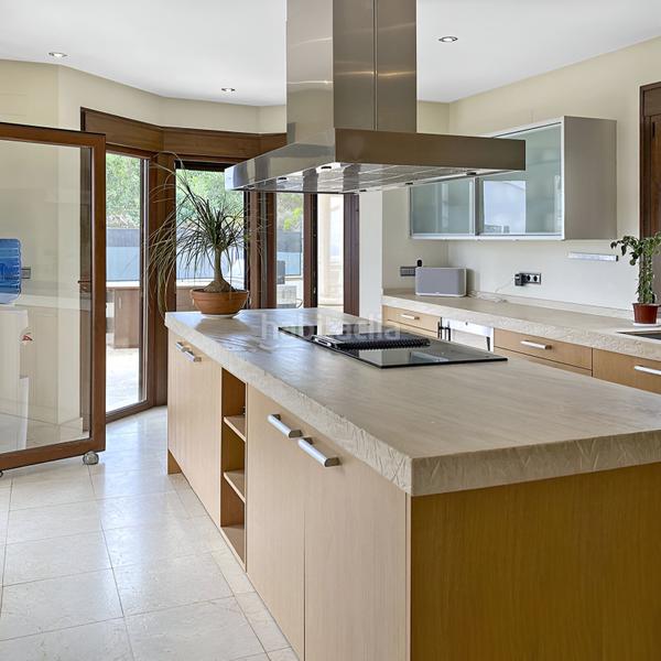 Foto 7ae06c37-39e1-4097-a391-48c5edbc4de3. House with heating parking pool in Manilva pueblo Manilva