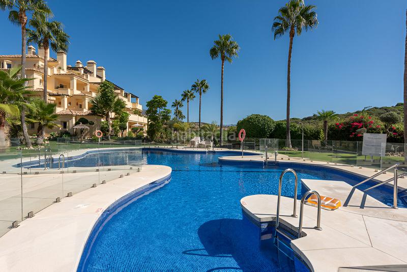 Foto 217e0c6e-722e-44cb-a9e4-dd20583a0228. Apartamento  en planta media en venta playa en Casares