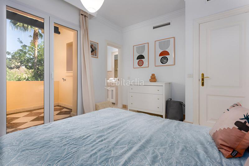 Foto 7d494bd8-2f5a-4cf1-a8a0-c4348f27ead5. Apartamento  en planta media en venta playa en Casares