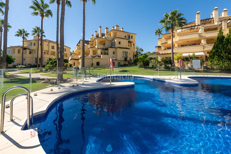Foto da2894b4-0756-44d3-8faf-64b3ede58ef5. Apartamento  en planta media en venta playa en Casares