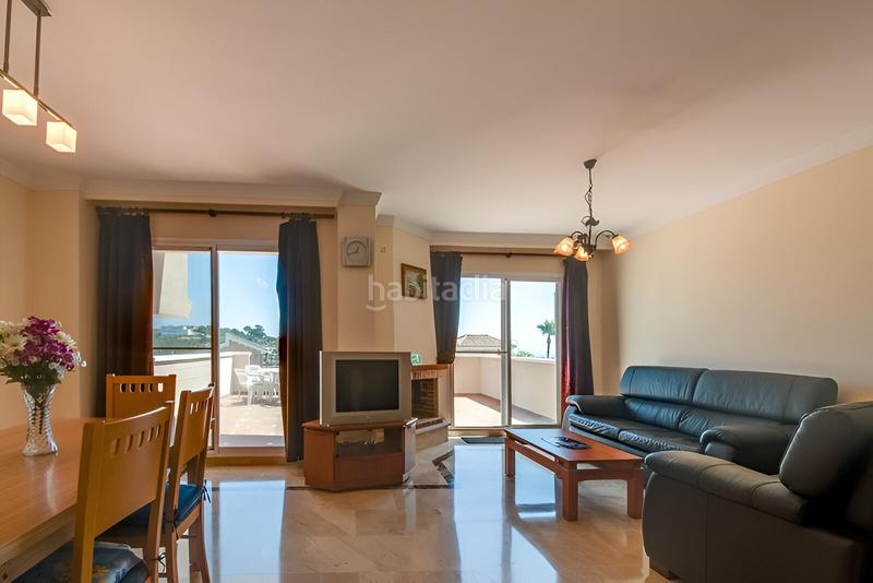 Foto b6246fa4-9c02-4745-a332-bd2b195f6382. Casa a schiera con parcheggio piscina in La Duquesa Manilva