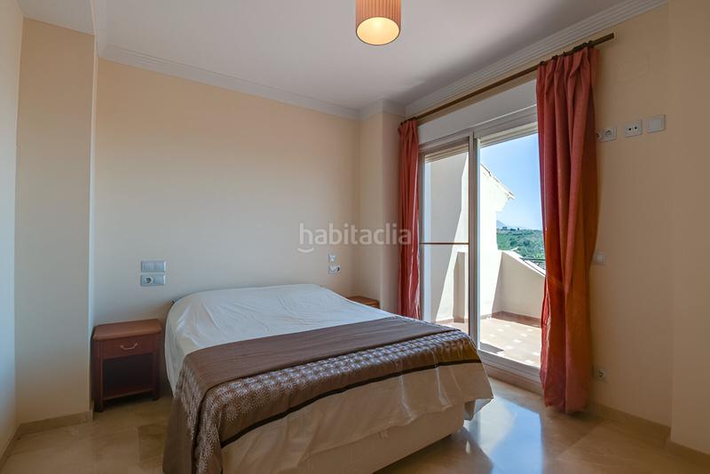 Foto c3b784dd-2743-41df-adc6-64eeb041b979. Casa a schiera con parcheggio piscina in La Duquesa Manilva