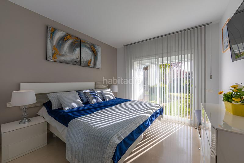 Foto d2566c8f-4ac4-4375-82d9-cd9b0cf21d68. Planta baja apartamento en planta baja en venta playa en Casares