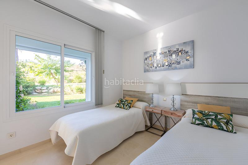 Foto e2bbc81c-bef7-42da-a848-922c33fe59a3. Planta baja apartamento en planta baja en venta playa en Casares