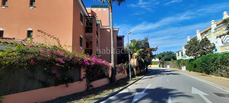 Foto deb79441-3cfa-435a-ad57-3a252348d120. Piano terra con piscina in Cabopino - Artola Marbella