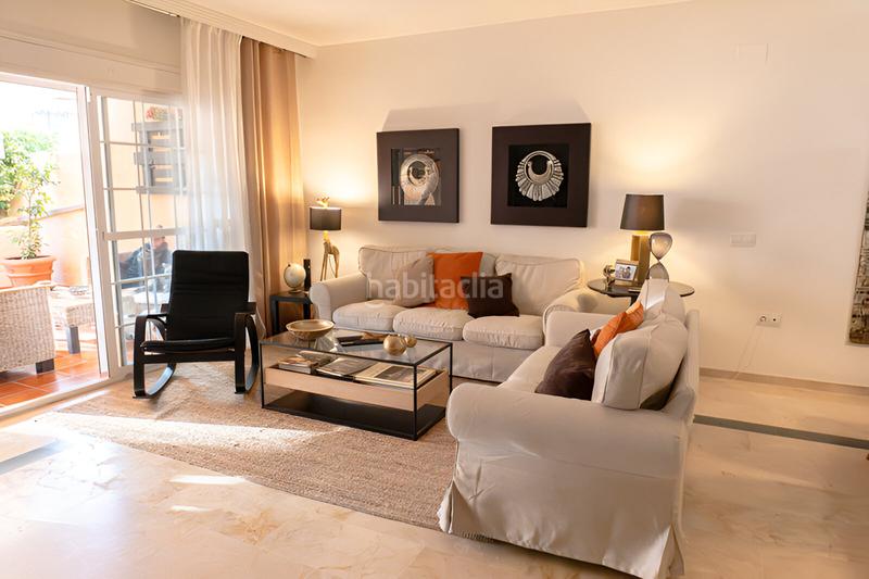 Foto e7907ca9-200b-4c92-8843-7b6f02ac3fb7. Reihenhaus mit parking pool in Puente Romano Marbella